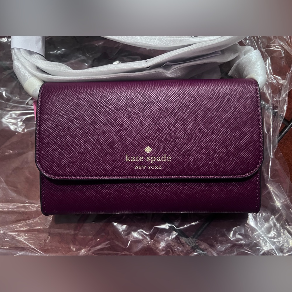 Brand new, never used Kate spade Perry leather crossbody.